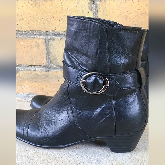Mephisto Heeled Boots - Picture 3 of 11